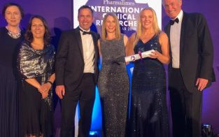 Dr Rob Oliver, Nurses Lyndsay Scarratt and Karen Hallett