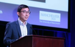 Dr Zenas Yiu