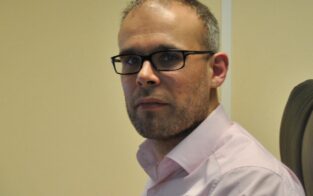 Dr Christopher Kobylecki